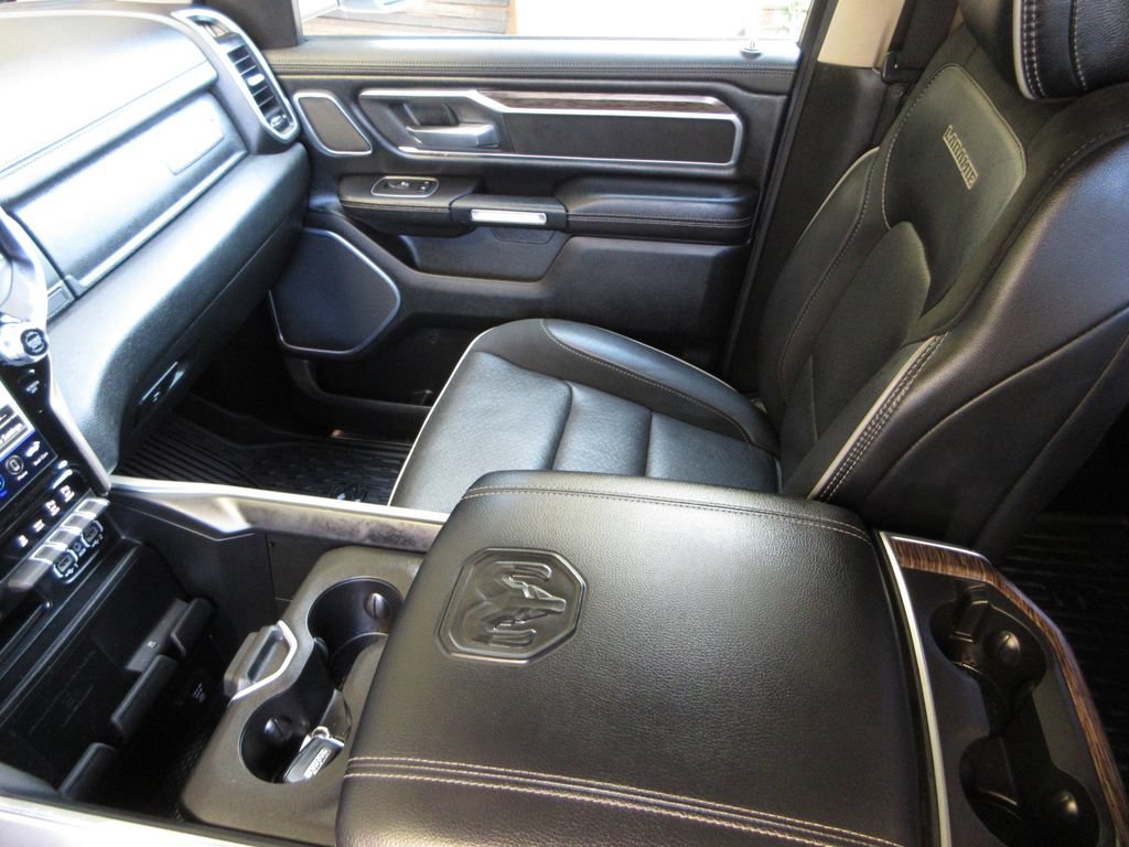 Used 2020 RAM 1500 Laramie RWD image 23