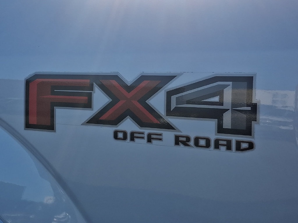 Certified 2018 Ford F150 Lariat w/ FX4 Off-Road Package AWD/4WD image 32