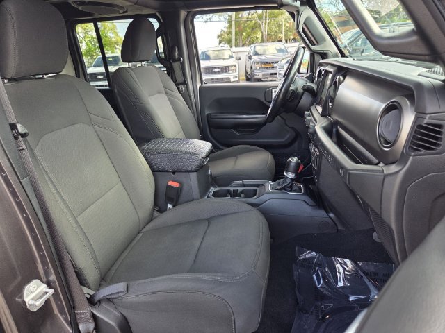 Used 2021 Jeep Wrangler Unlimited Sport AWD/4WD image 20