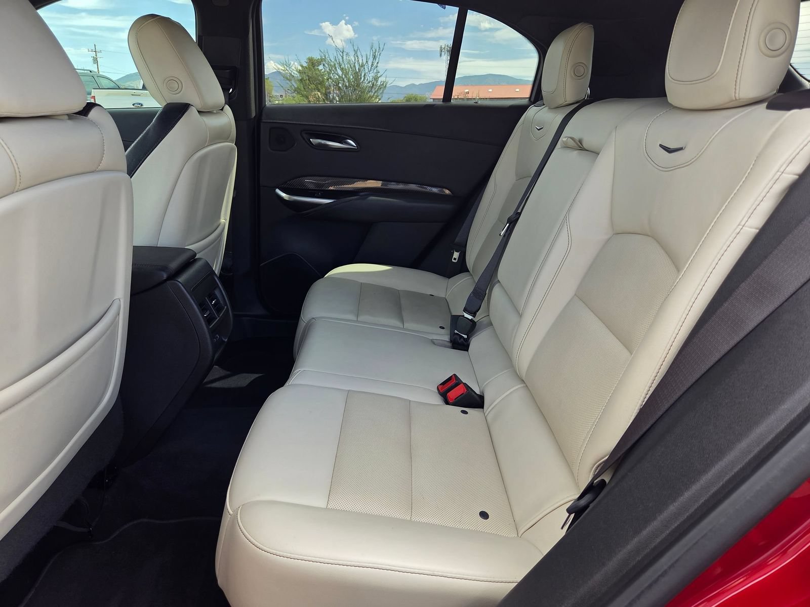 Used 2021 Cadillac XT4 Sport FWD image 21