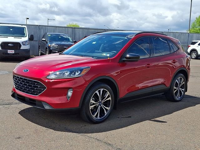 Certified 2022 Ford Escape SEL w/ SEL Stealth AWD Package image 3