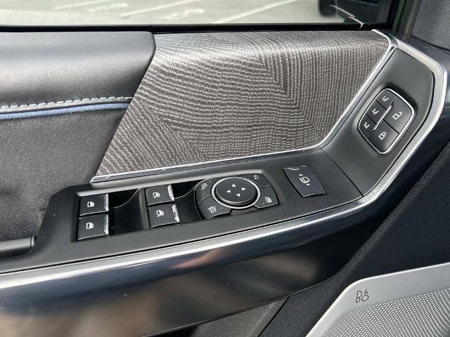 Certified 2025 Ford F250 Platinum AWD/4WD image 27