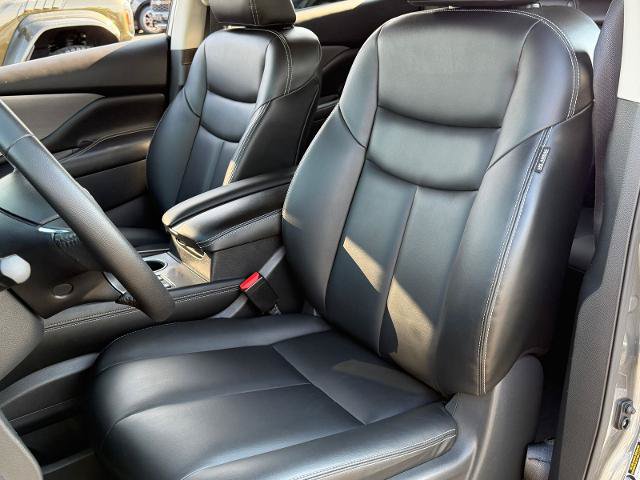 Used 2024 Nissan Murano SV AWD/4WD image 9