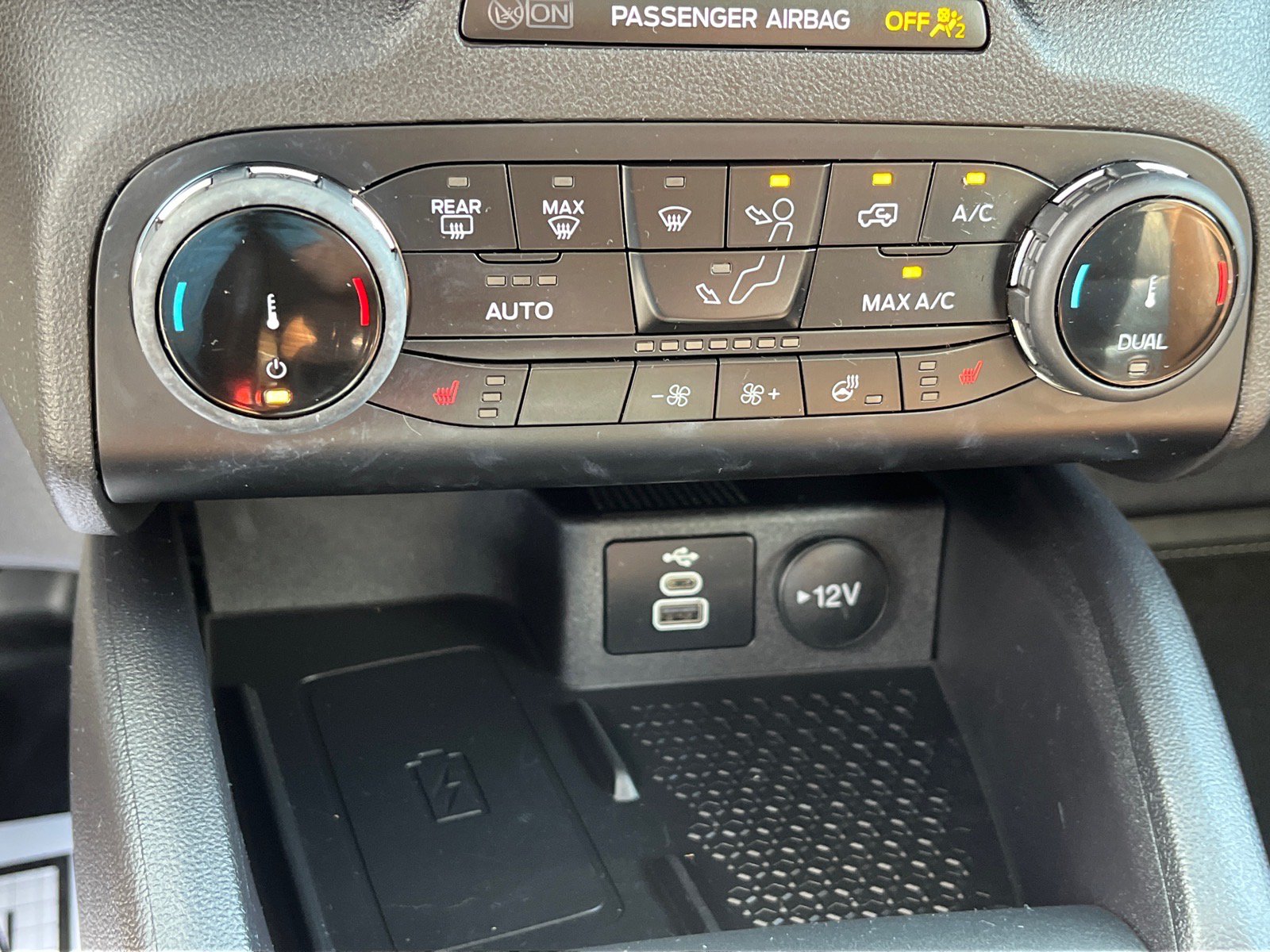 Certified 2024 Ford Bronco Sport Badlands w/ Premium Package AWD/4WD image 14