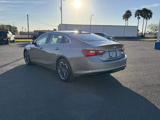 Used 2024 Chevrolet Malibu LT image 3