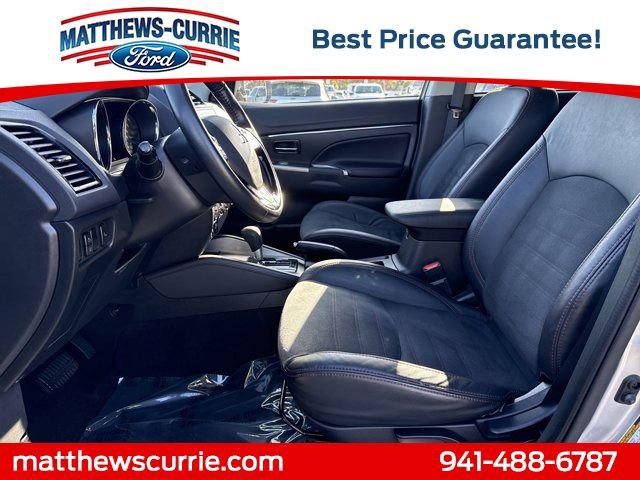 Used 2024 Mitsubishi Outlander Sport SE image 9