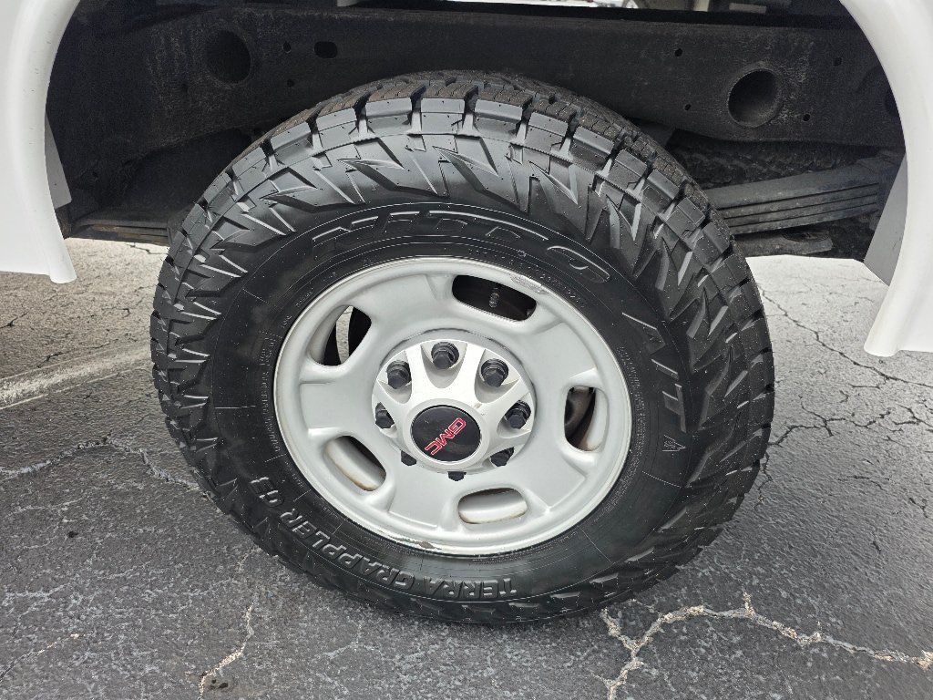 Used 2024 GMC Sierra 2500 Pro w/ Convenience Package AWD/4WD image 21