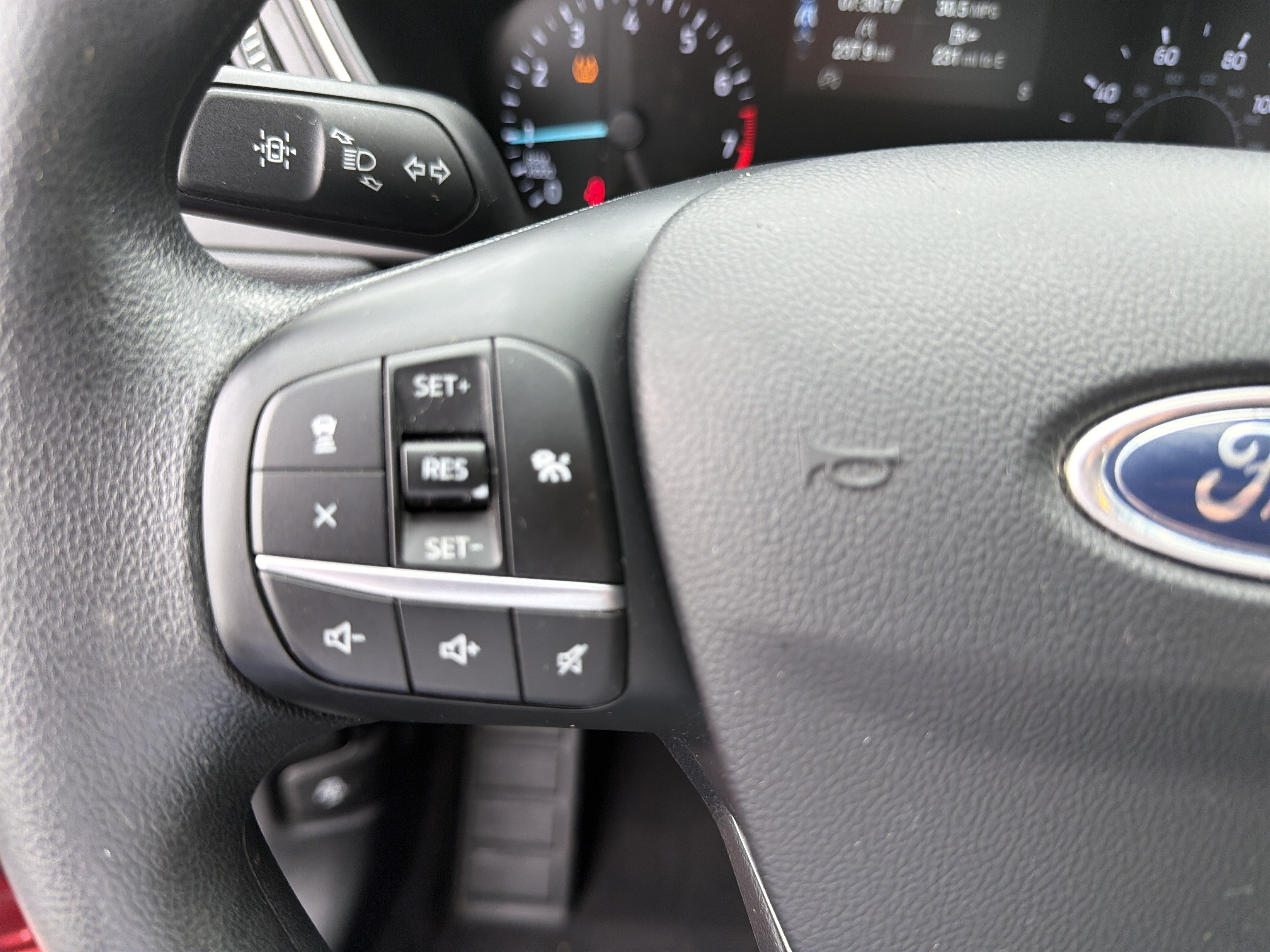 Certified 2020 Ford Escape SE AWD/4WD image 31