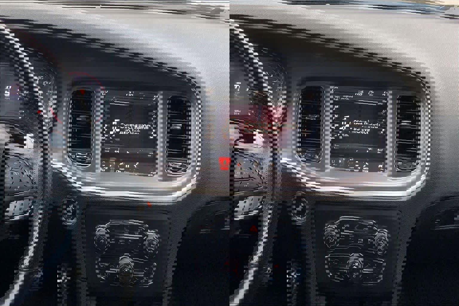 Used 2022 Dodge Charger R/T w/ Blacktop Package image 9