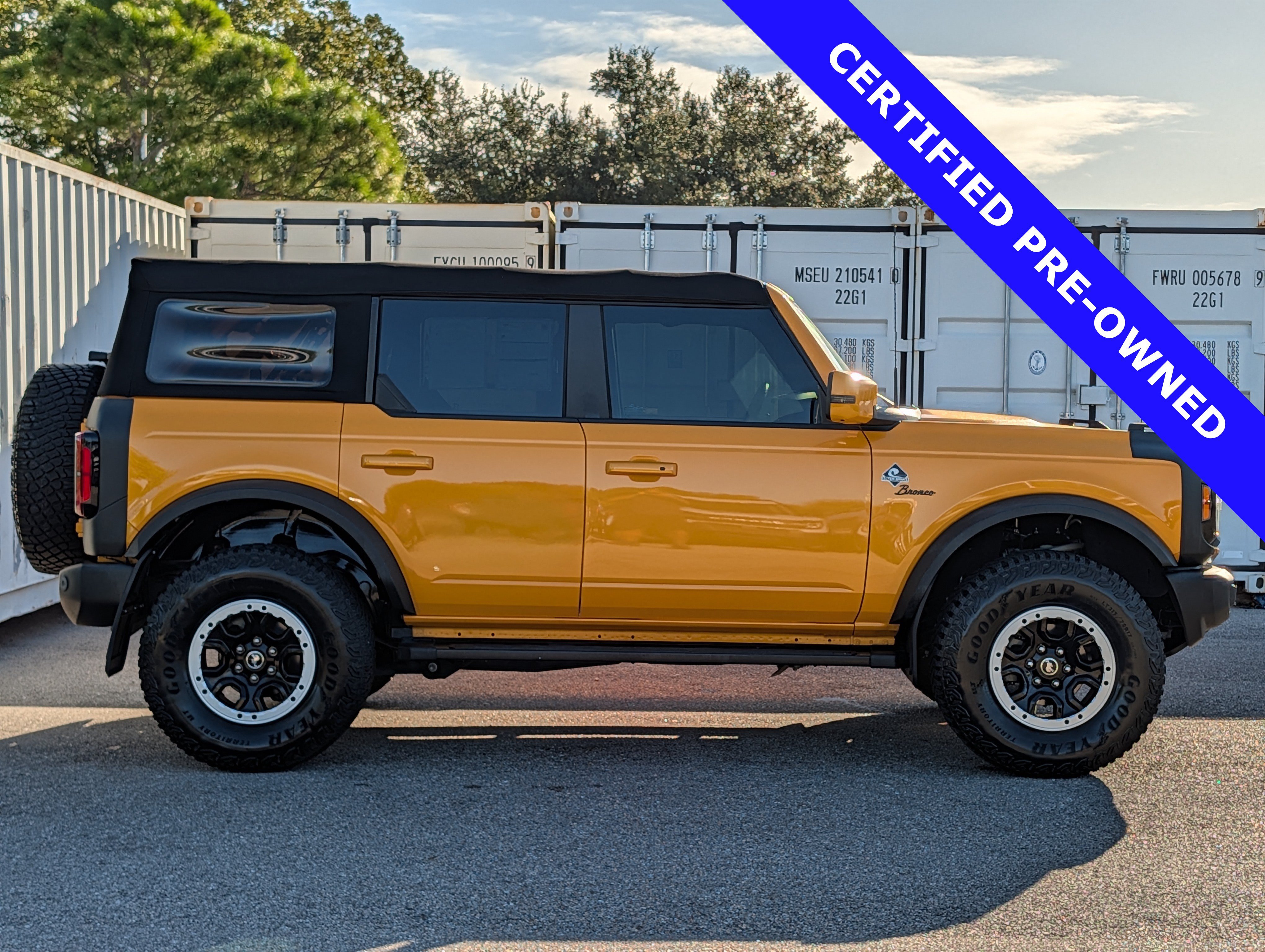 Certified 2021 Ford Bronco Outer Banks w/ Sasquatch Package AWD/4WD image 4