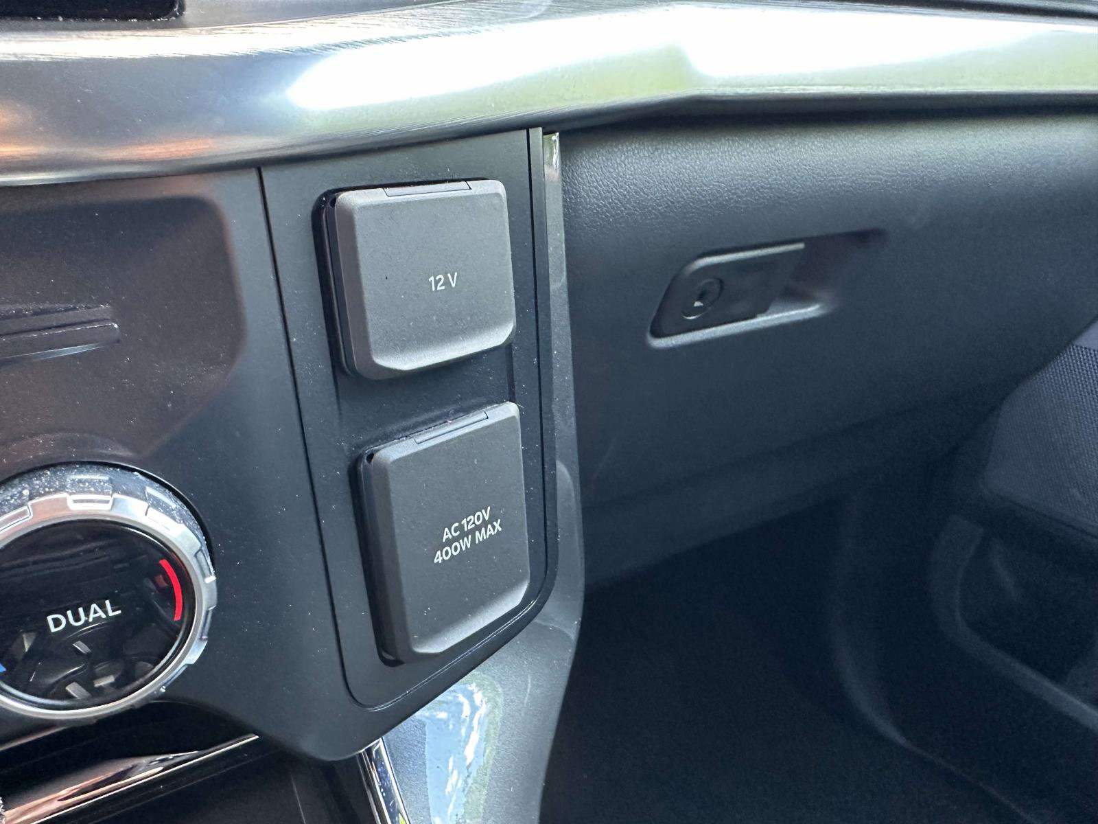 Certified 2023 Ford F150 Lariat AWD/4WD image 23