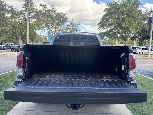 Used 2020 Toyota Tacoma TRD Sport RWD image 5