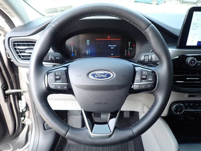 Certified 2023 Ford Escape Active AWD/4WD image 24