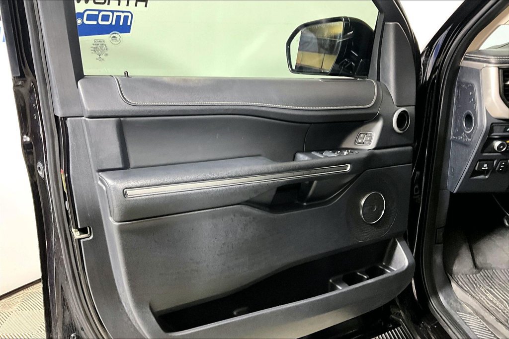 Certified 2022 Ford Expedition XLT RWD image 18