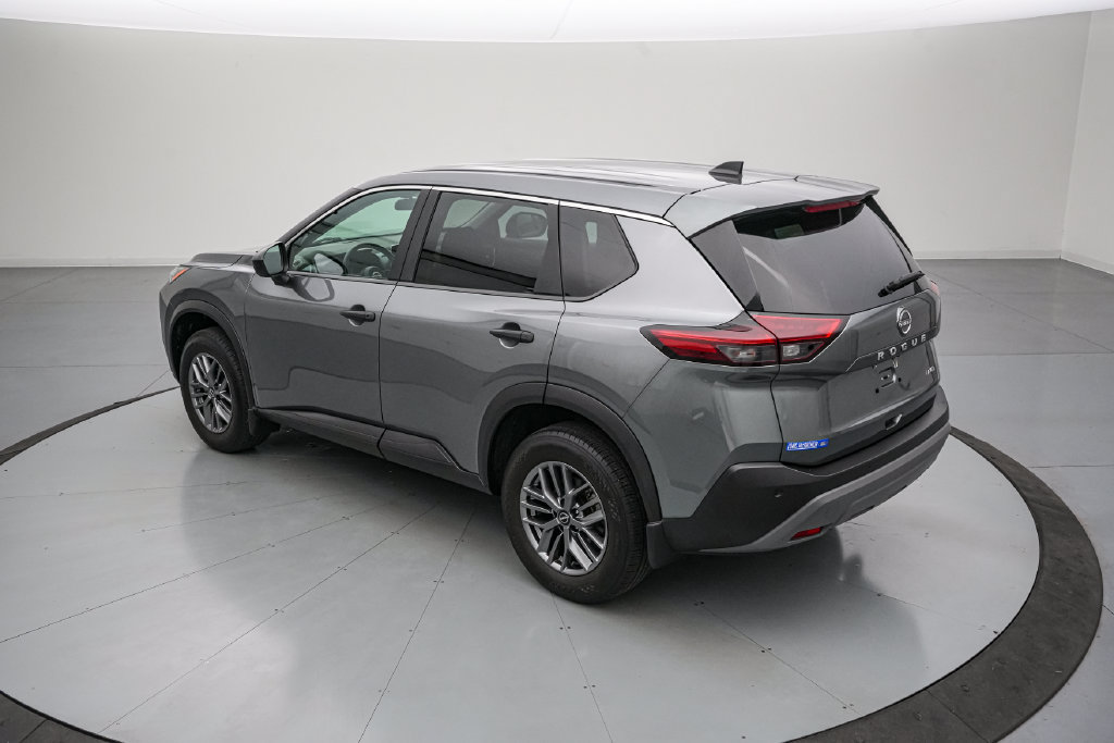 Used 2023 Nissan Rogue S AWD/4WD image 6