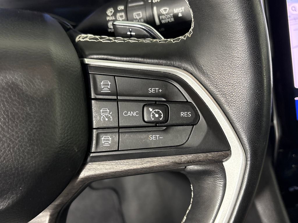 Used 2021 Jeep Grand Cherokee L Limited AWD/4WD image 18