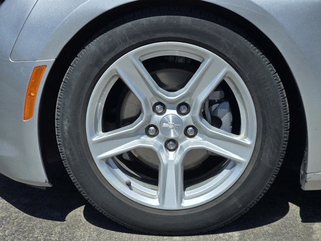 Used 2019 Chevrolet Camaro LT image 11