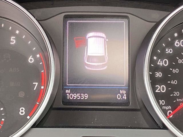 Used 2018 Volkswagen Tiguan SEL image 28