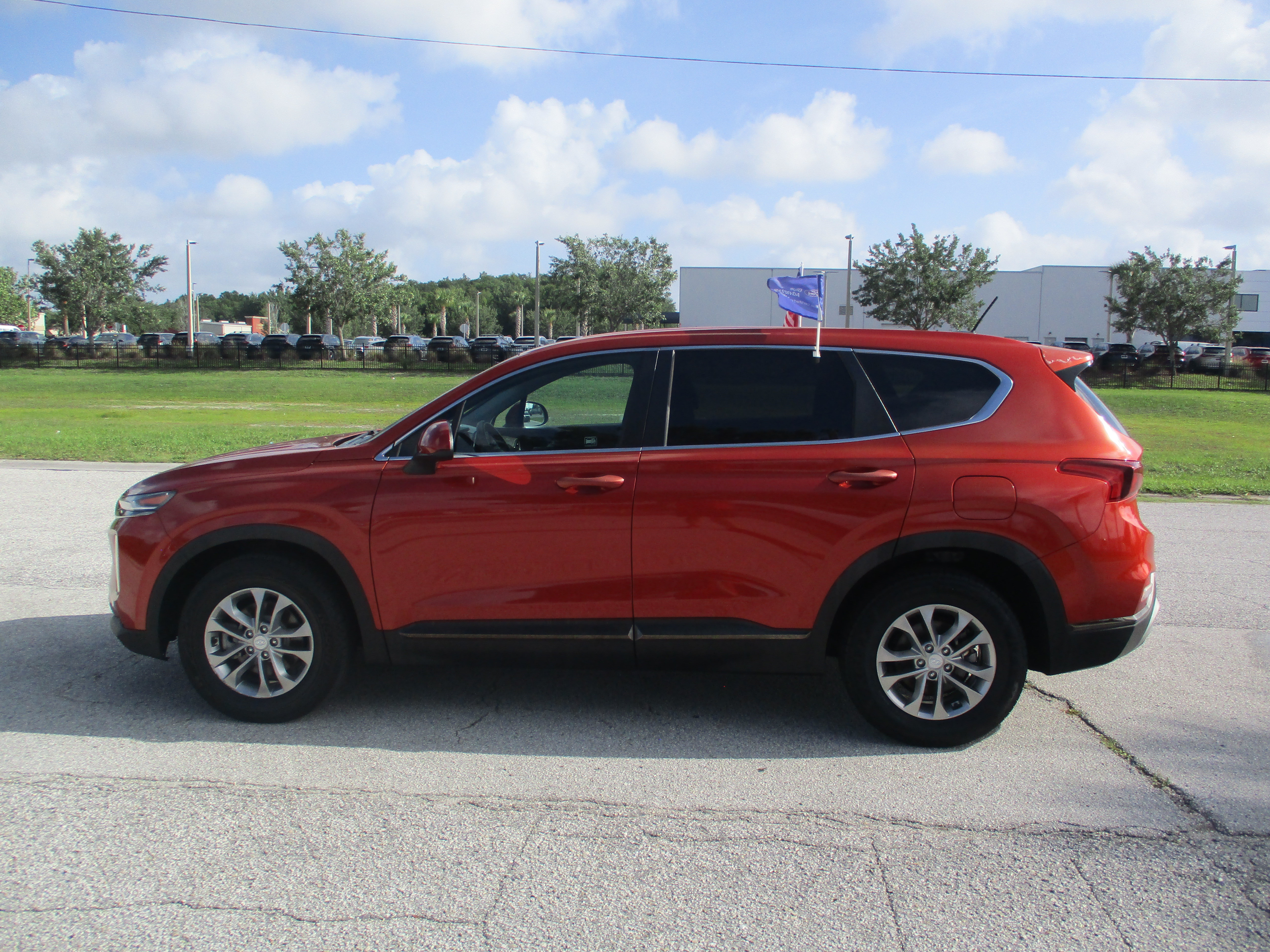 Used 2019 Hyundai Santa Fe SE FWD image 4