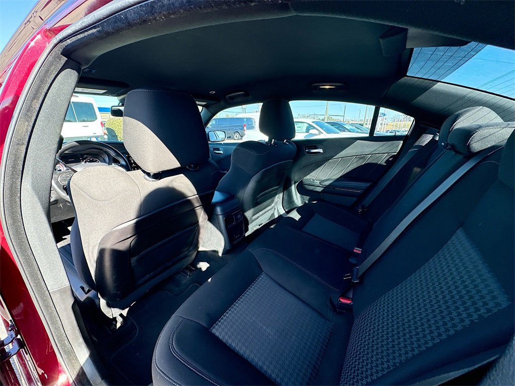 Used 2023 Dodge Charger R/T w/ Blacktop Package image 8