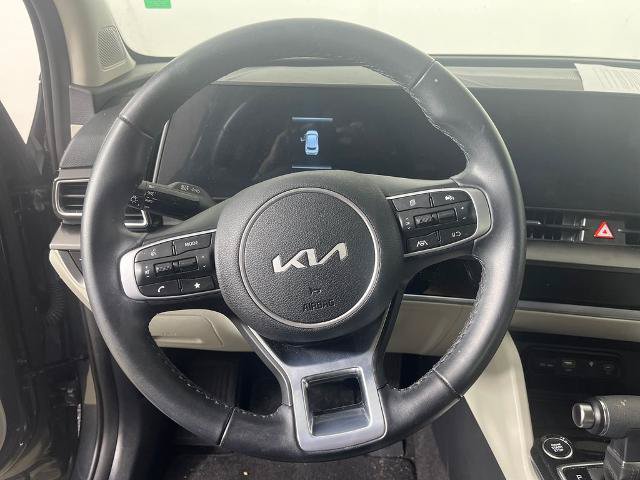 Used 2025 Kia Sportage EX FWD image 17