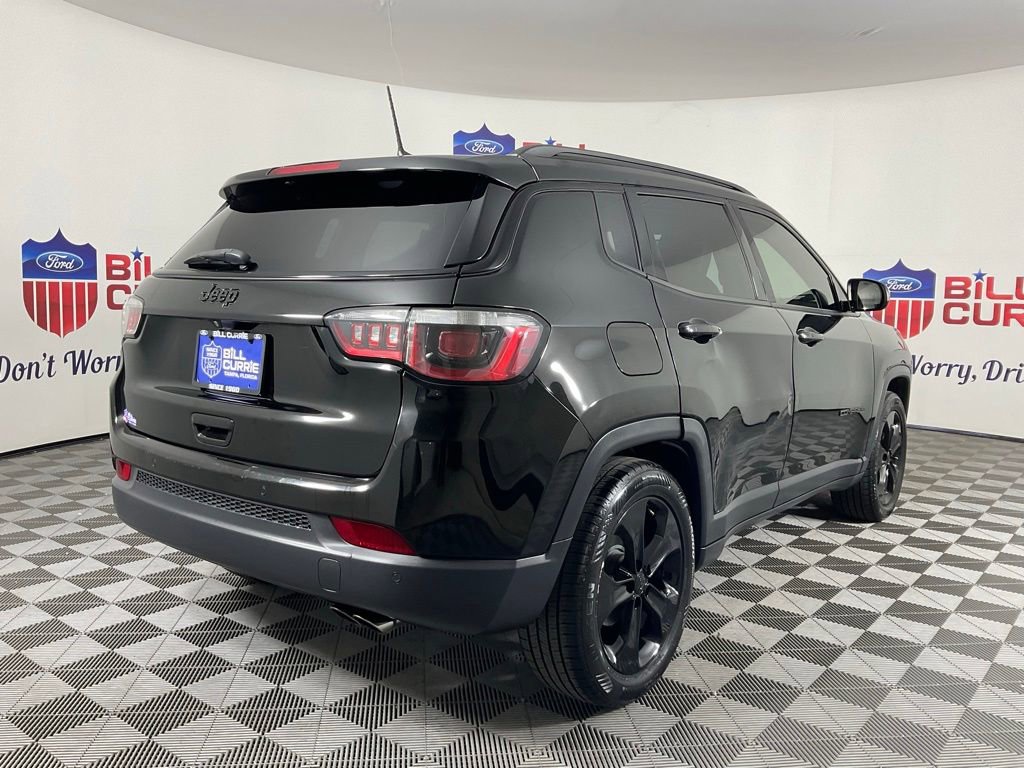 Used 2020 Jeep Compass Latitude FWD image 3