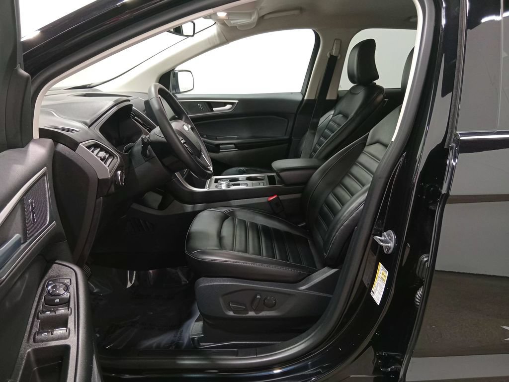 Certified 2024 Ford Edge SEL w/ Convenience Package AWD/4WD image 16