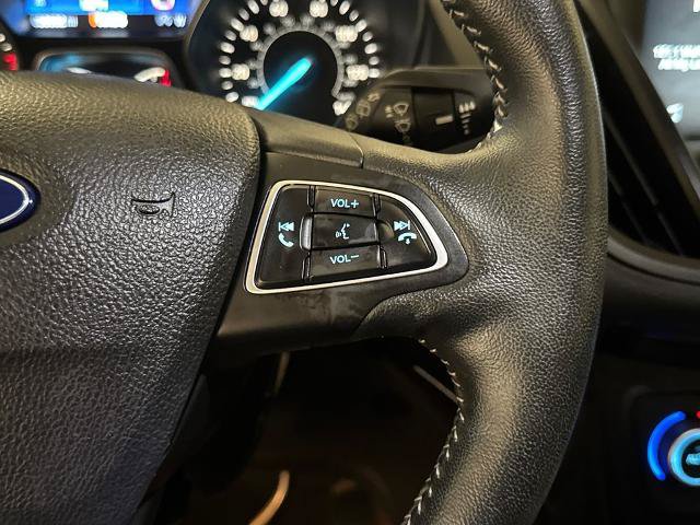 Certified 2019 Ford Escape SEL FWD image 15