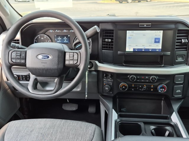 Certified 2025 Ford F350 XLT w/ 360-Degree Camera Package AWD/4WD image 29