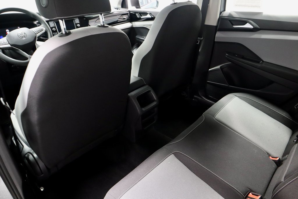 Used 2022 Volkswagen Taos S image 21