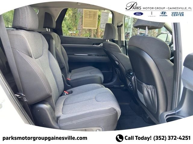 Used 2022 Hyundai Palisade SEL w/ Convenience Package AWD/4WD image 16
