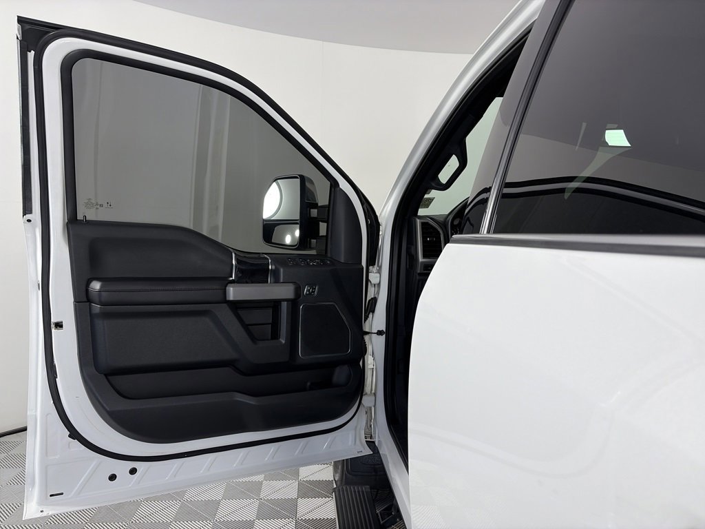 Certified 2022 Ford F350 Platinum w/ FX4 Off-Road Package image 10