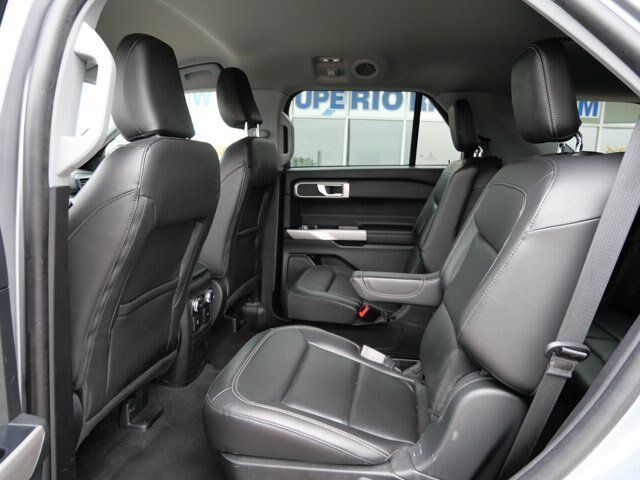 Certified 2022 Ford Explorer XLT w/ Equipment Group 202A AWD/4WD image 17