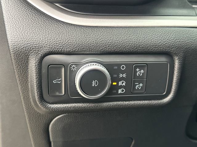 Certified 2022 Ford Explorer XLT w/ Equipment Group 202A image 32