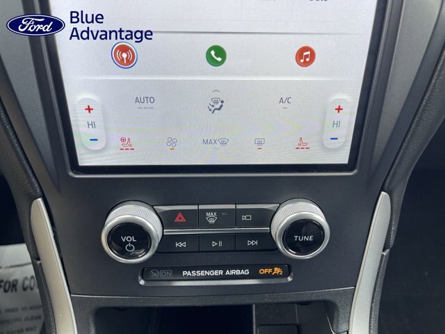 Certified 2022 Ford Edge SEL w/ Sport Appearance Package AWD/4WD image 11