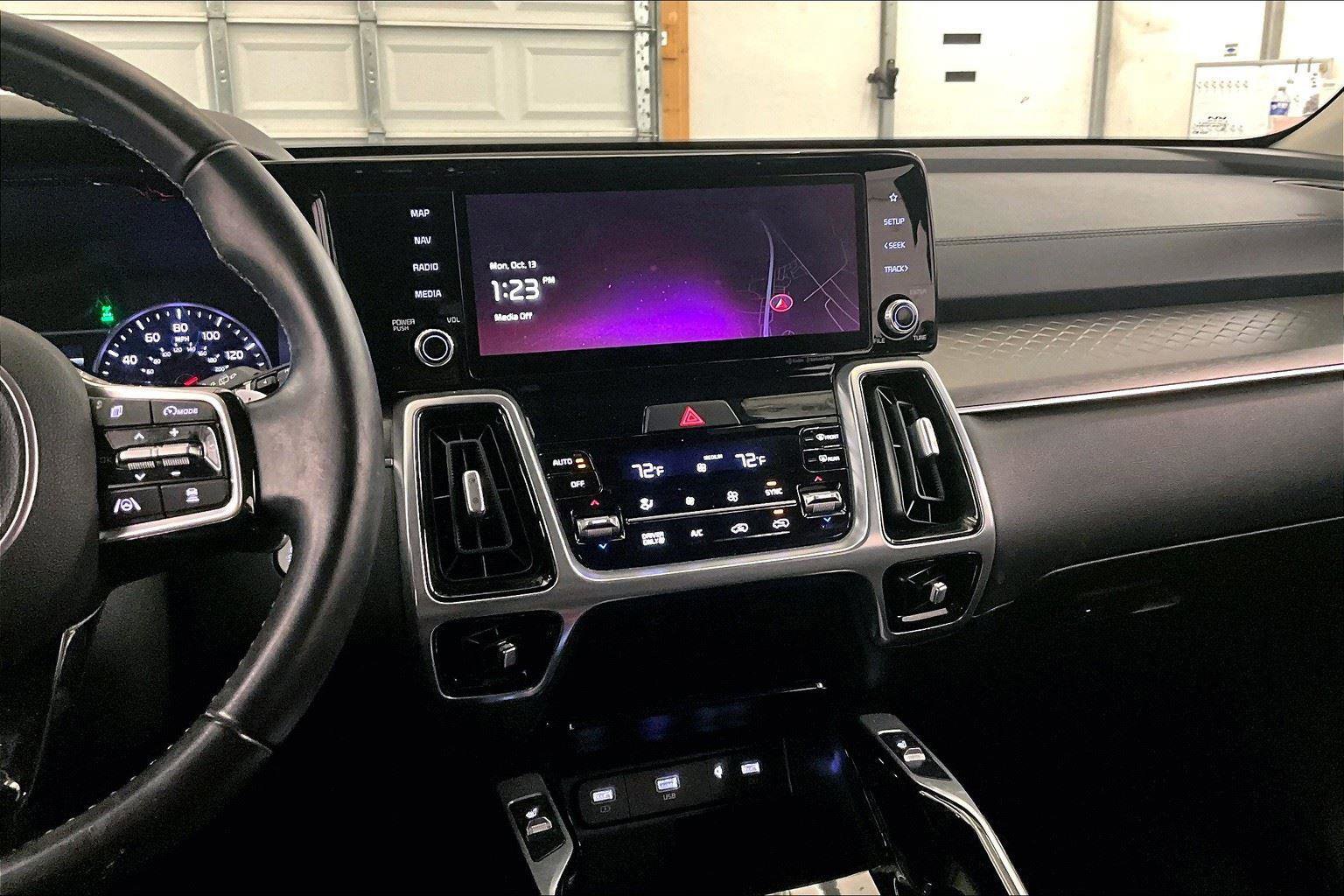 Used 2022 Kia Sorento SX image 8