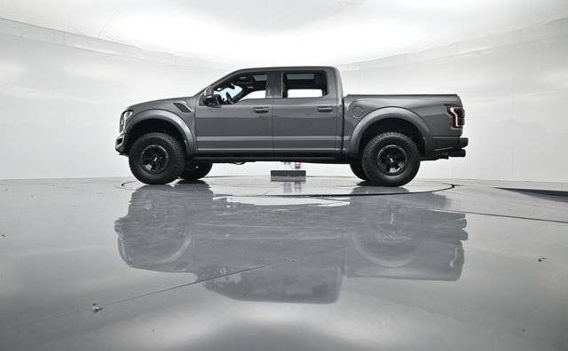 Certified 2018 Ford F150 Raptor w/ Equipment Group 802A Luxury image 35