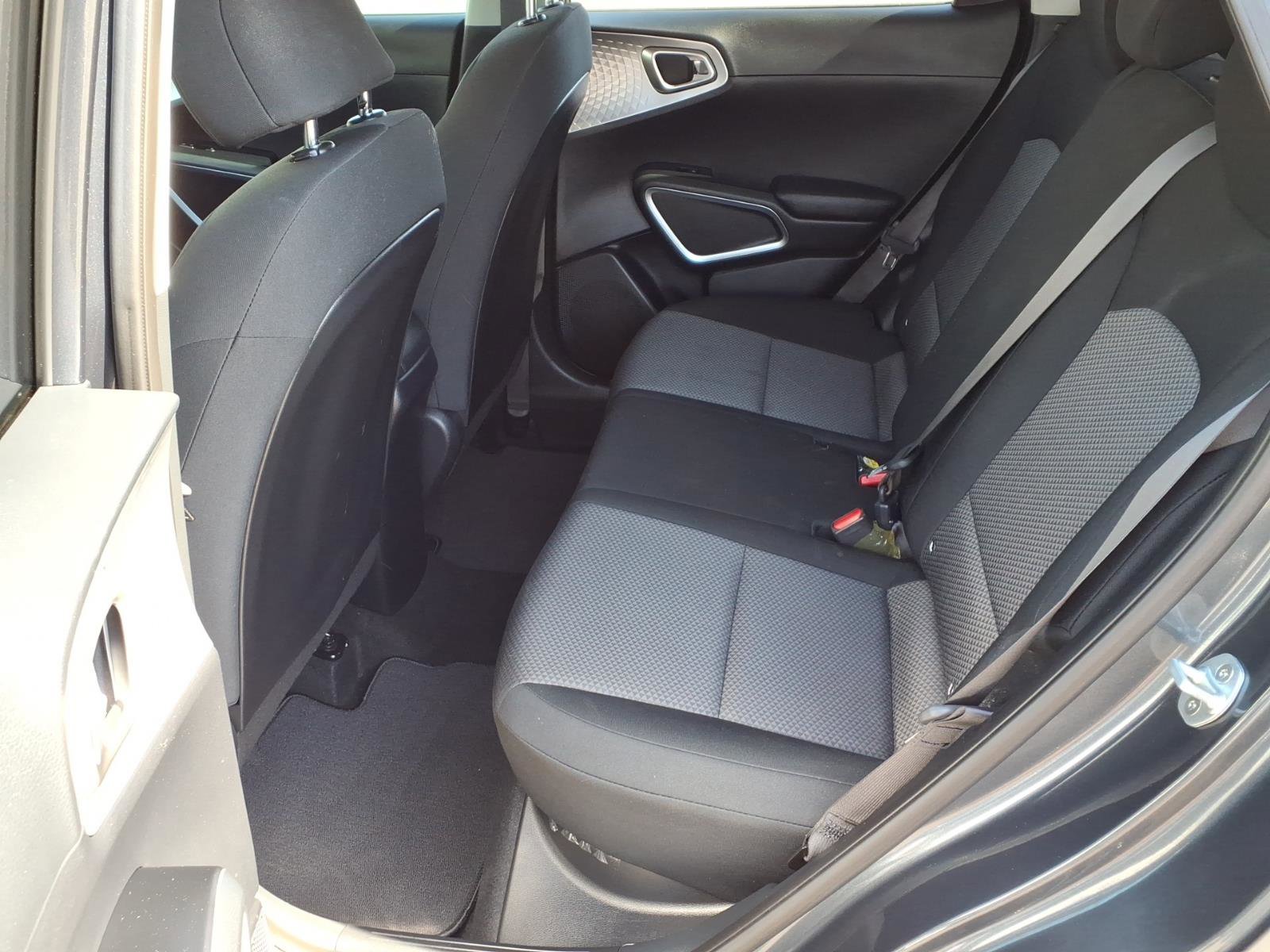 Used 2020 Kia Soul LX FWD image 17