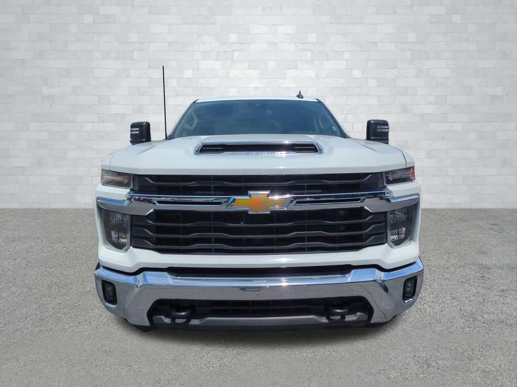 Used 2025 Chevrolet Silverado 2500 LT w/ Convenience Package AWD/4WD image 10