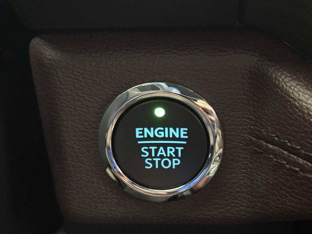 Certified 2024 Ford Expedition Limited image 16