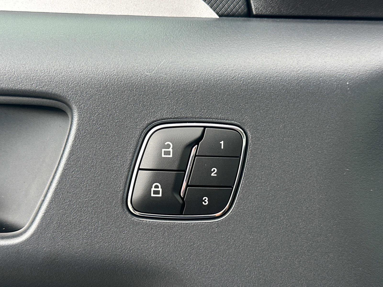 Certified 2024 Ford Bronco Sport Outer Banks w/ Tech Package image 19