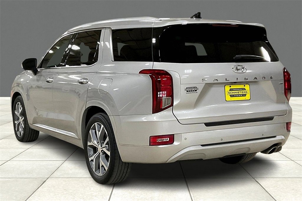 Used 2021 Hyundai Palisade Limited image 2