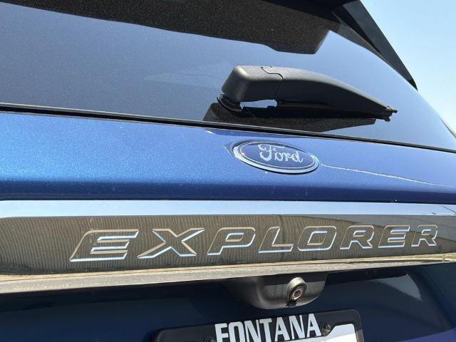 Certified 2021 Ford Explorer XLT RWD image 9