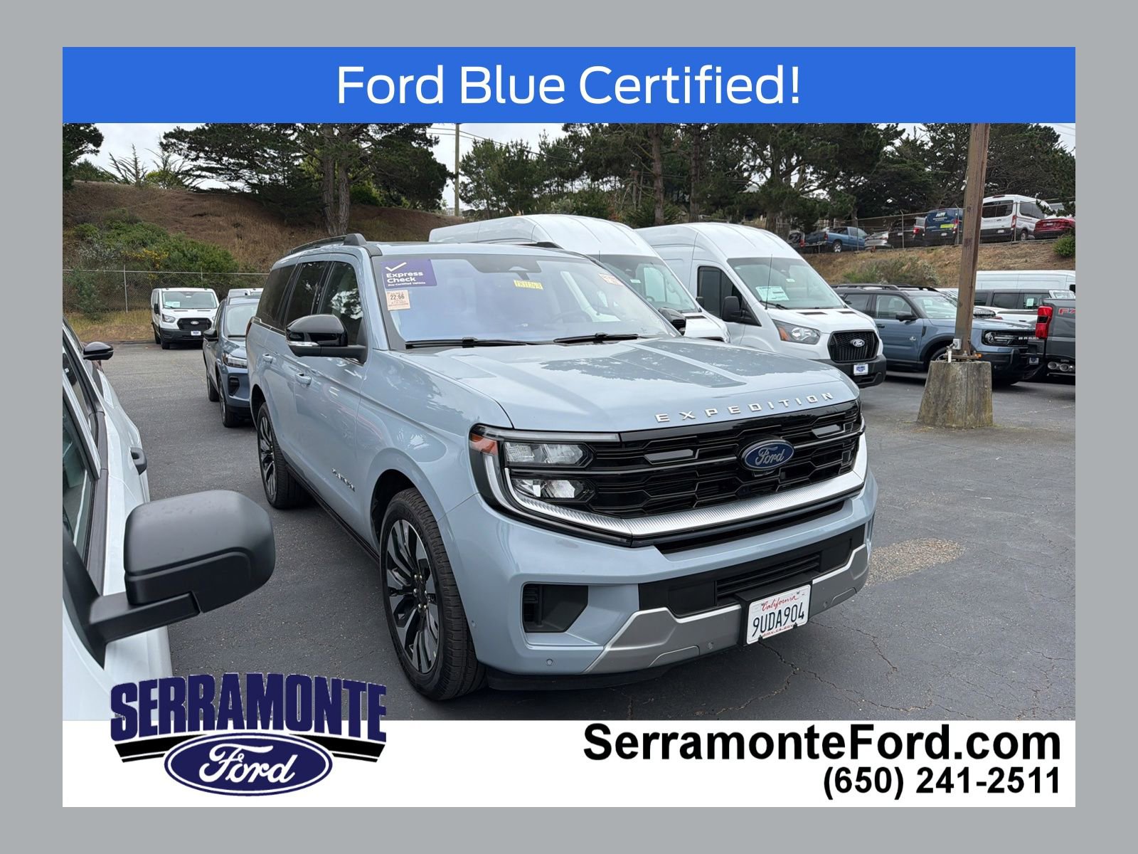 Certified 2025 Ford Expedition Platinum w/ Driver's Package AWD/4WD image 1