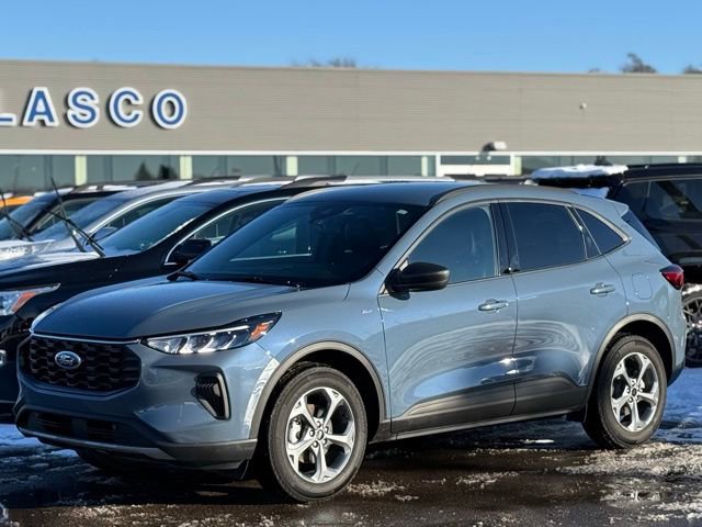 Certified 2025 Ford Escape ST-Line w/ Tech Pack #1 image 28