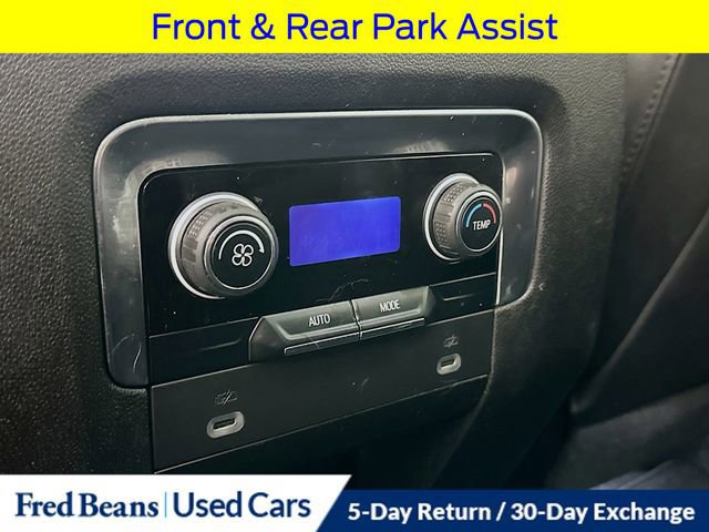 Used 2022 Chevrolet Suburban Z71 image 34