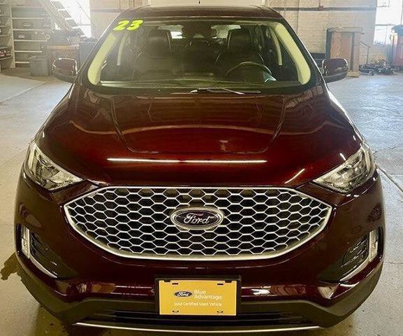 Certified 2023 Ford Edge SEL w/ Convenience Package AWD/4WD image 2