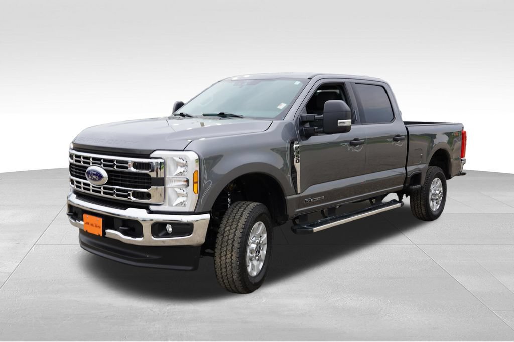 Certified 2024 Ford F350 XLT AWD/4WD image 11