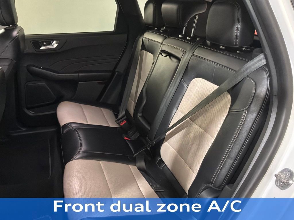 Certified 2021 Ford Escape Titanium w/ Titanium Elite Package image 18