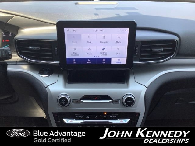 Certified 2023 Ford Explorer XLT w/ Equipment Group 202A AWD/4WD image 17
